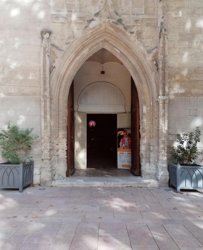 Lunaria Annua Coeur Centre-historique Avignon, A Deux Pas Du Palais, 4-5 Personnes Clim Wifi Avignon